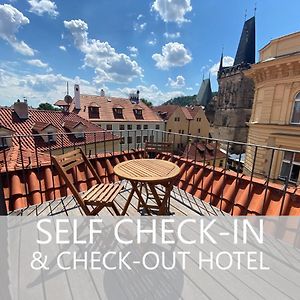 Charles Bridge Rooms & Suites By Sivek Hotels
